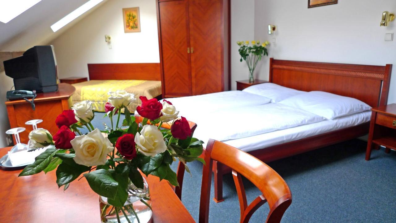 Balbin Hotel Praha Bagian luar foto